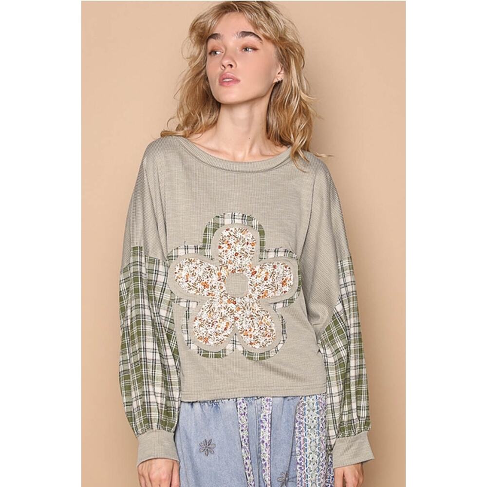 POL Dusky Sage Size Large Round Neck Plaid Sleeve Floral Print Ribbed Top